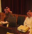 مدير الإشراف التربوي يفتتح دورة تربوية في ثانوية رياض الفكر