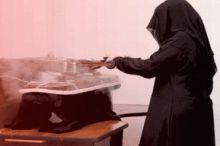 سعوديتان تطرقان أبواب الرزق بتأسيس أول مغسلة لملابس الرجال والنساء