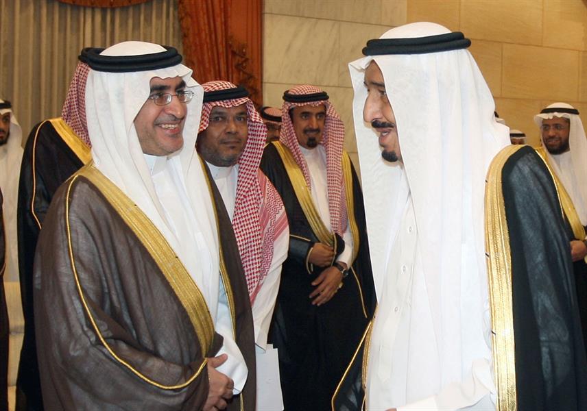 خادم الحرمين يستقبل وزير التعليم ومديري الجامعات وعمداء الكليات