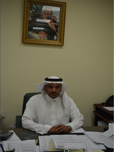 أ.د. سعيد آل عمر يصدر قرار بتجديد تكليف المستباني الف مبروك