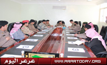 مدير مرور الشمالية يناقش الخطة الموضوعة لمشاركة الإدارات الحكومية مع ممثليها بأسبوع المرور ( تغطية مصورة )