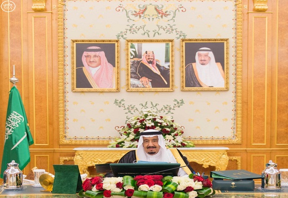 خادم الحرمين الشريفين يرأس جلسة مجلس الوزراء