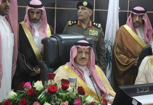 أمير الحدود الشمالية يزور مبنى أمانة منطقة الحدود الشمالية