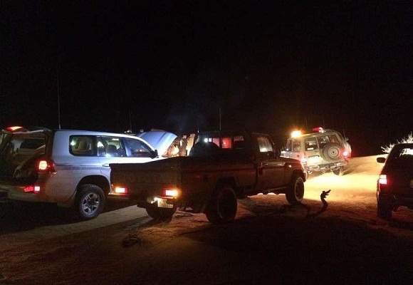 العثور على أسرة ضلت طريقها وتعطلت سيارتها بشمال حائل وسط أجواء شديدة البرودة