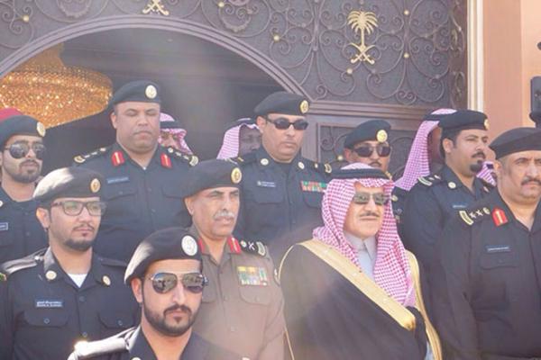 أمير الحدود الشمالية يدشّن الهوية الجديدة للدوريات الأمنية