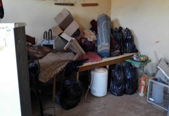 بالصور أسره تسكن حوش للأغنام بعرعر يناشدون أهل الخير