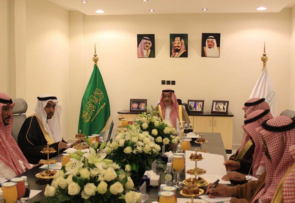 سمو أمير المنطقة يرأس إجتماع مجلس إدارة جمعية ساعد الخيرية بعرعر