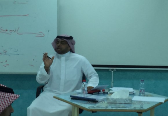 مدير الاشراف التربوي يقيم ورشة تدريبية لقادة المدارس الجدد