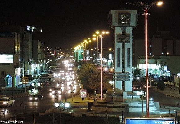 ممرضة سعودية تنقذ طفل تعرض لحادث دهس في عرعر