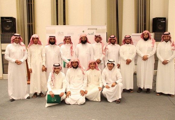 بالصور.. دورة التطوع في الإعلام الاجتماعي للمدرب شلاش الضبعان