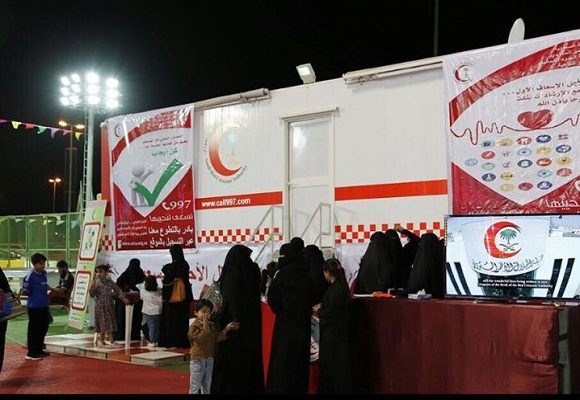 هيئة الهلال الأحمر السعودي بالمنطقة تشارك بمهرجان شتاء عرعر الاول