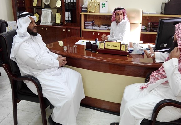 مدير الشؤون الصحية بالمنطقة يلتقي مدير إدارة التوعية الدينية بوزارة الصحة