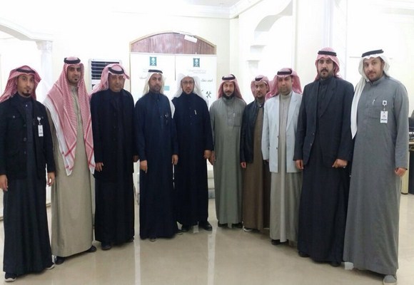 المجلس البلدي يقوم بزيارة لفرع وزارة التجارة بعرعر