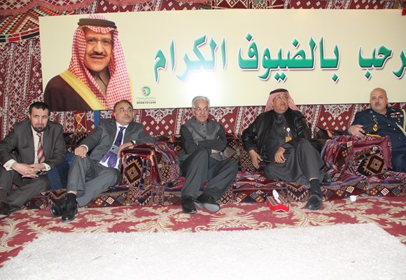 خواجة آصف يزور جناح الحدود الشمالية المشارك في الجنادرية 31