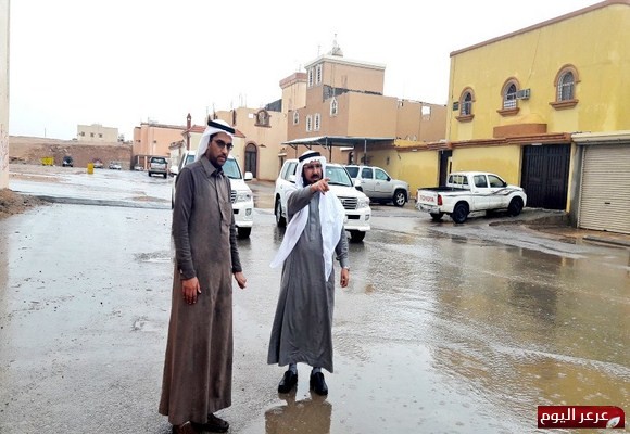 أمين المنطقة يقف ميدانيًا على أعمال فرق الطوارئ بعد هطول الأمطار