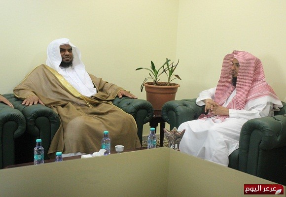 مدير عام فرع الرئاسة لهيئة الأمر بالمعروف والنهي عن المنكر بالمنطقة يزور معالي رئيس محكمة العامة