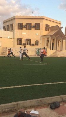 مدير عام فرع وزارة العمل والتنمية يشارك دار الملاحظة بعرعر أمسيته الرياضية