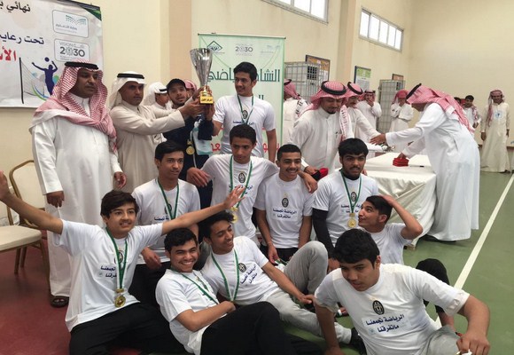 ختام بطولة كرة الطائرة للمرحلة المتوسطة والثانوية في مدارس عرعر