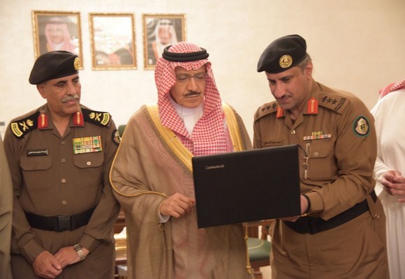أمير المنطقة يدشن نظام الرصد الالي