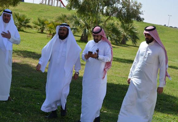 أمين الحدود الشمالية يدشن مشروع الحدائق الذكية بعرعر