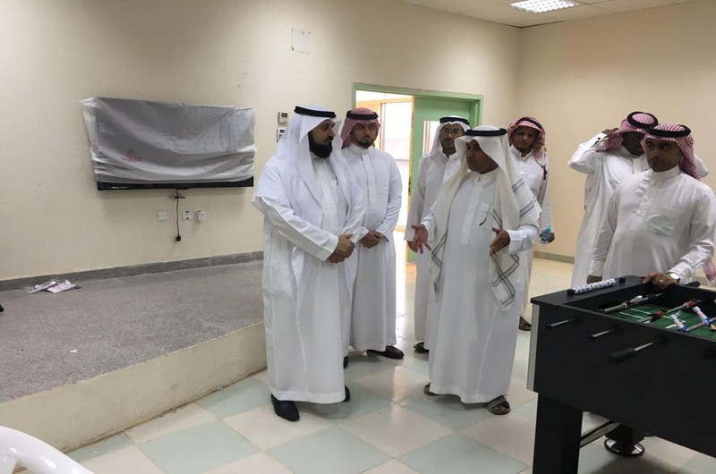 مدير تعليم الشمالية يدشن 5 اندية حي في المنطقة