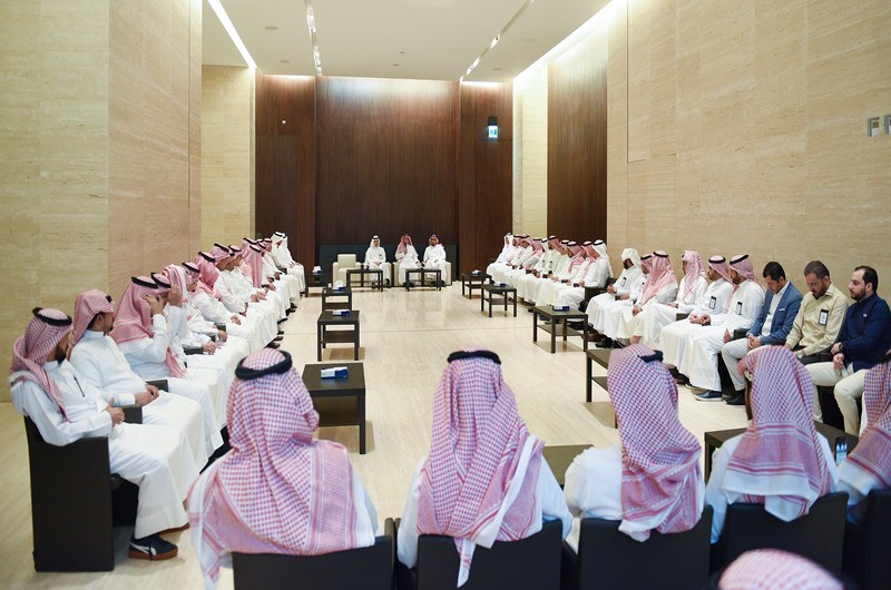 مركز الملك عبدالعزيز للحوار الوطني يعايد منسوبيه