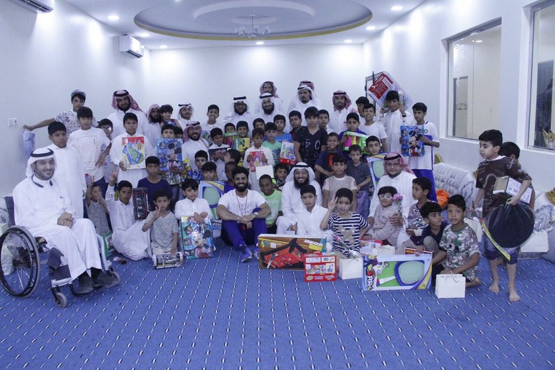 جمعية رعاية الايتام الخيرية بعرعر تقيم حفل المعايدة للمستفدين والموظفين