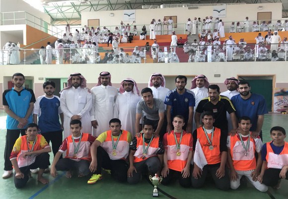 مجمع الضاحية يقيم برنامجا متكاملا عن