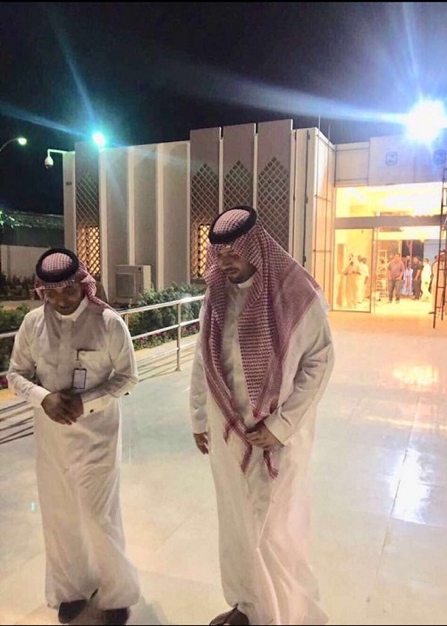 الأمير فيصل بن خالد بن سلطان يفاجئ