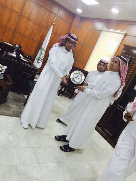 زيارة مجمع الضاحية التعليمي لجامعة الحدود الشماليّة