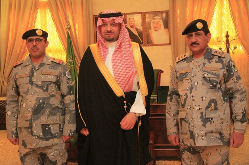 أمير الحدود الشمالية يقلّد مساعد قائد حرس الحدود بالمنطقة رتبته الجديدة