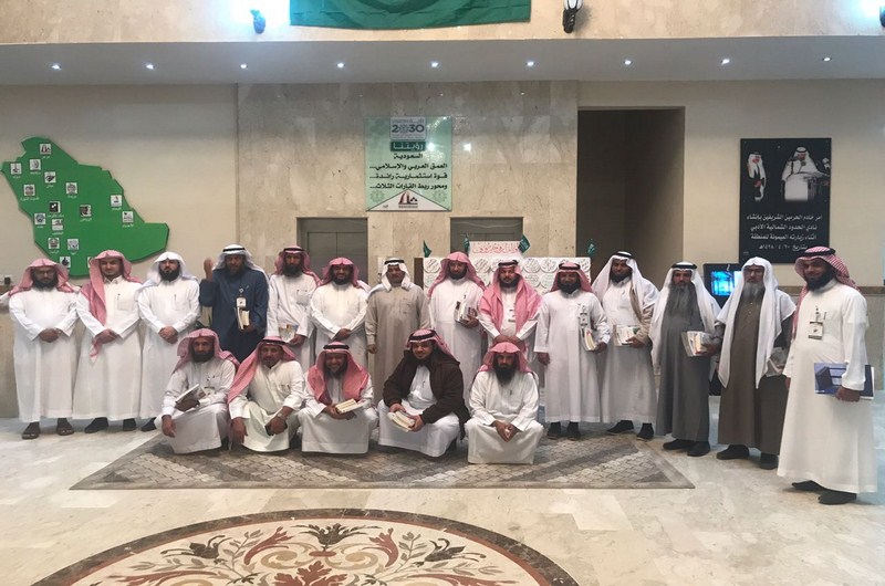 زيارة مدير عام التوعية الإسلامية بوزارة التعليم والوفد المرافق له لأدبي الشمالية