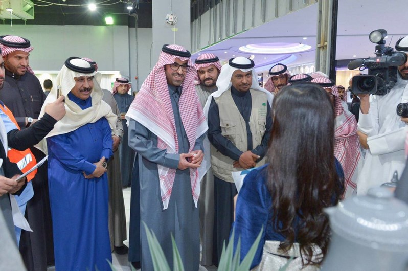 وكيل إمارة الحدود الشمالية المكلف يشهد انطلاق حملة نشر ثقافة التطوع