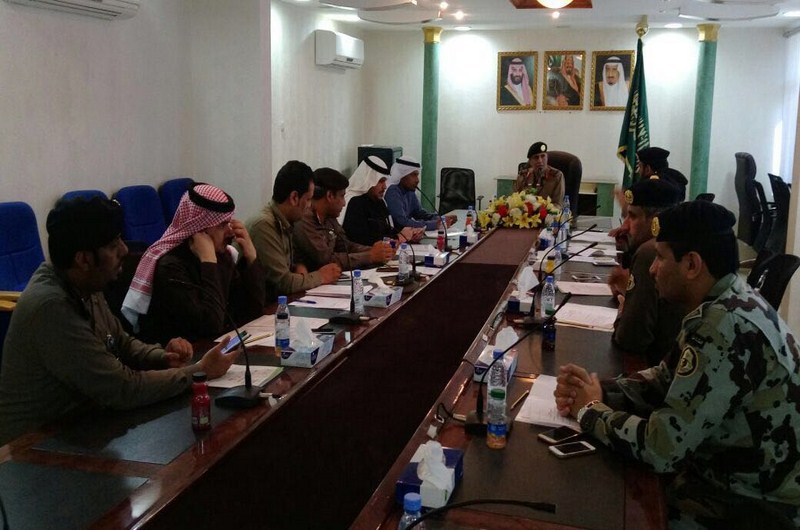 مدير شرطة الشمالية يعقد اجتماعاً ضم مدراء وأعضاء من الجهات الميدانية المشاركة في حملة {وطن بلامخالف}