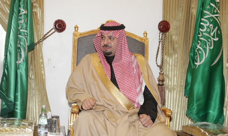 أمير الحدود الشمالية : لافرق عندي بين محافظة ومدينة ، والمنطقة ستشهد نمواً كبيراً نتيجة المشاريع التعدينية ومشاريع الغاز .