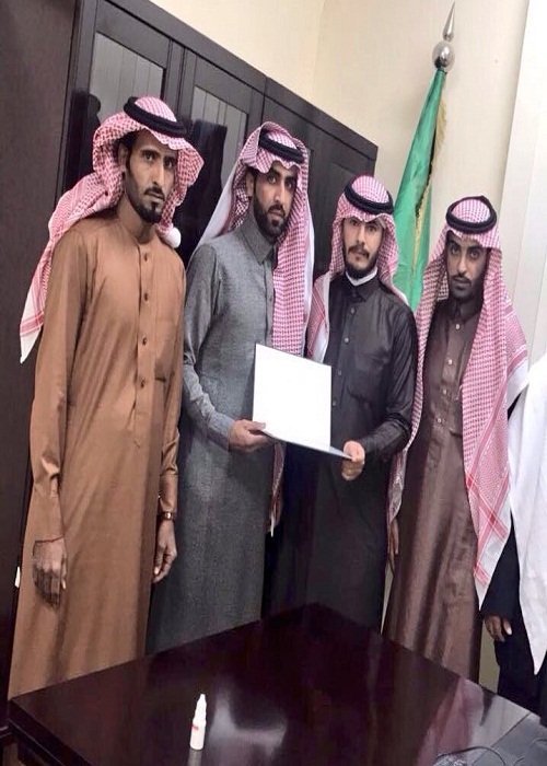 مجلس بلدي العويقيلة يكرّم #عسكري_يطفي_حريق_شرطه_لوقه