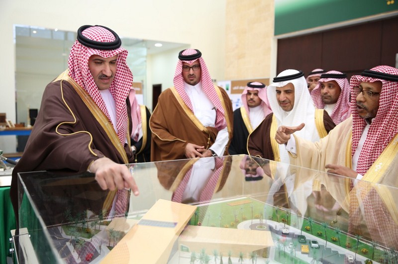 المديفر: نعتز بمبادرتنا بتأسيس المركز الحضاري في مهد الذهب ... وملتزمون بمبادراتنا في الاستدامة تجاه مجتمعاتنا مبادراتنا في الاستدامة تجاه مجتمعاتنا تحقيق الشراكة المجتمعية الأمثل