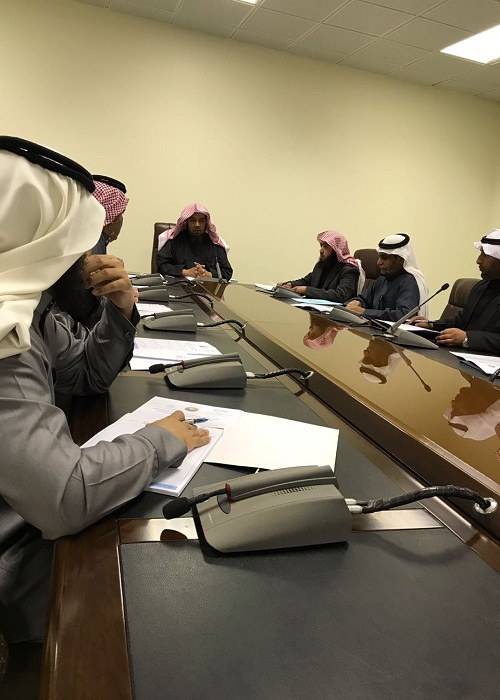 مدير هيئة الشمالية يعقد اجتماعاً مع مديري الإدارات بالفرع