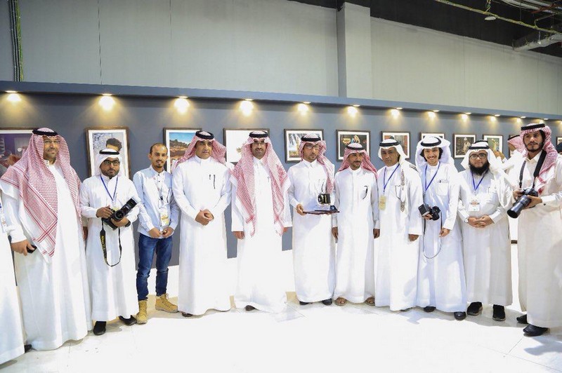 أمير الحدود الشمالية يرعى افتتاح ملتقى مصوري الحدود الشمالية (ضوء شمالي)