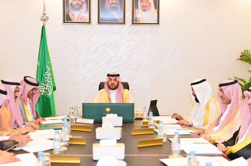 أمير الحدود الشمالية : نتطلع لعمل الإدارات الخدمية وفق منهجيات رؤية المملكة 2030