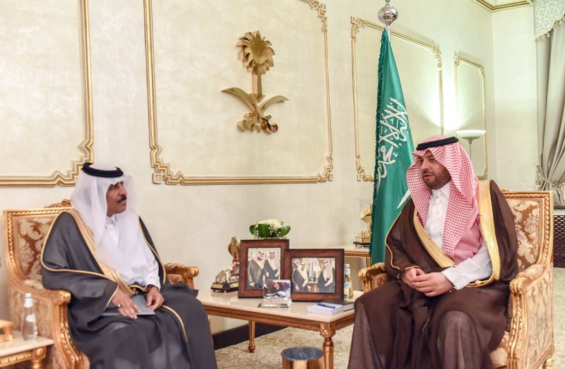 أمير الحدود الشمالية : أهمية تبني و تطوير الشباب في المجال الإعلامي والاستفادة من الإمكانات التي وفرتها الهيئة لمركز التليفزيون