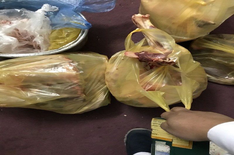 أمانة الحدود الشمالية تضبط مطبخ عشوائي داخل سكن عمالة