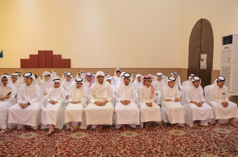 بالصورالحفل الختامي لحلقات الشيخ ابراهيم بن علي الغديّر