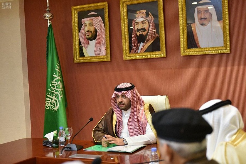 أمير الحدود الشمالية : توطين 958وظيفة بنسبة 100% في المجمعات التجارية المغلقة والجمعيات الخيرية ومحلات الخضار ومكاتب تأجير السيارات