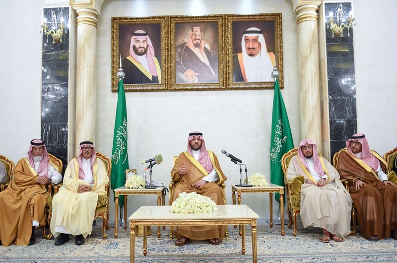 أمير الحدود الشمالية يرفع التهنئة للقيادة بمناسبة حلول شهر رمضان المبارك ويستقبل المهنئين