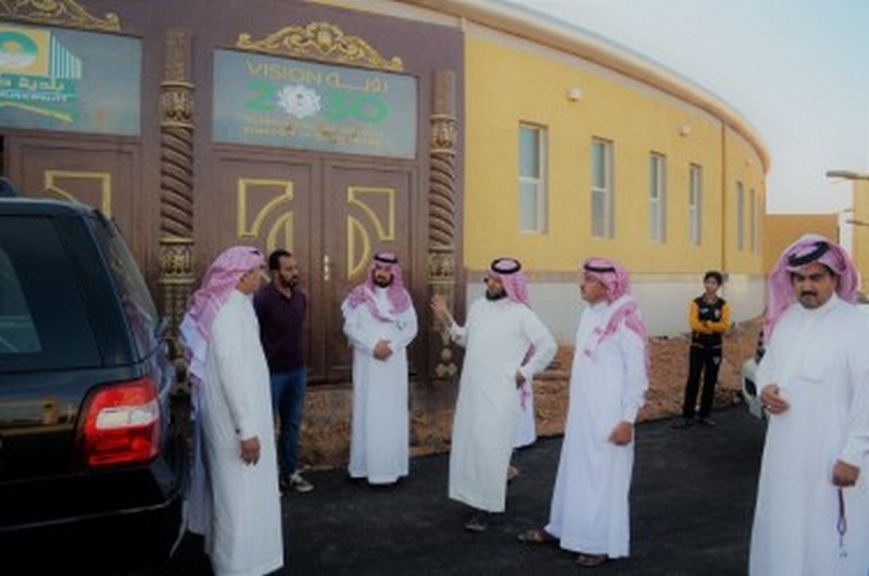 بلدي طريف يقوم بجولة ميدانية على صالة الأهالي للاحتفالات وبعض من المشاريع القائمة