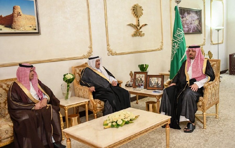 أمير الحدود الشمالية يستقبل مدير الإدارة العامة لشؤون الزراعة بالمنطقة
