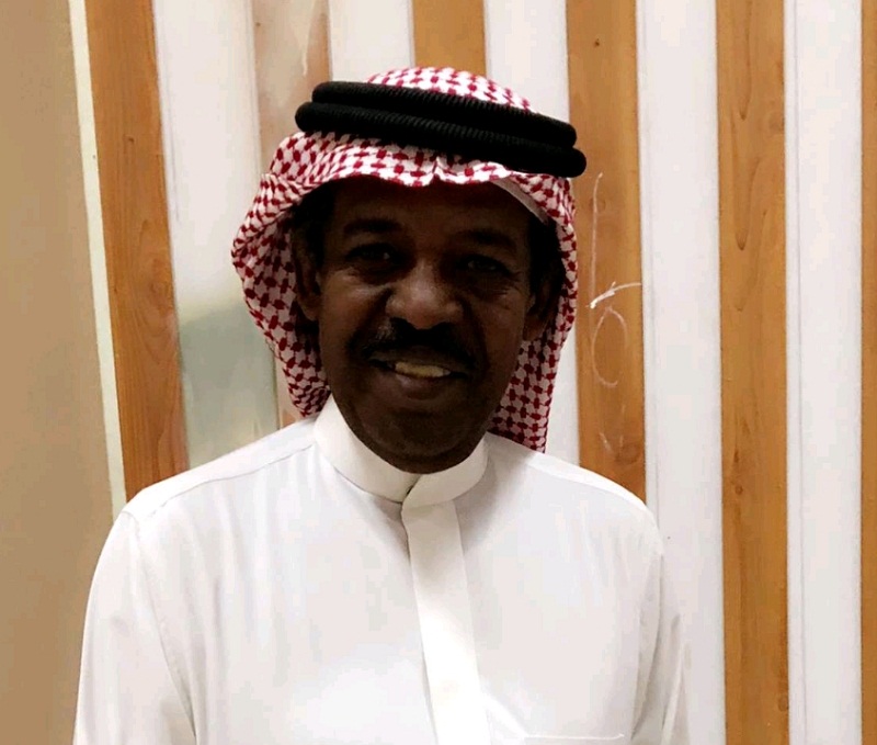 الممثل بشير غنيم في تصريح خاص لعرعر اليوم : سمو أمير المنطقة كان حريص جدا على مشاركة أبناء المنطقة الموهبين بمسرحية معالي الوزير