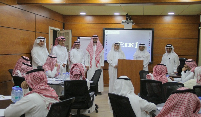 جامعة الحدود الشمالية تنفذ برامج التطوير المهني التعليمي الصيفي للمعلمين والمعلمات