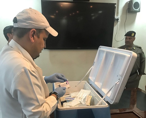 حملة التطعيمات بعيادات قوى الأمن بعرعر للقطاعات الأمنية تواصل عملها في يومها الثاني